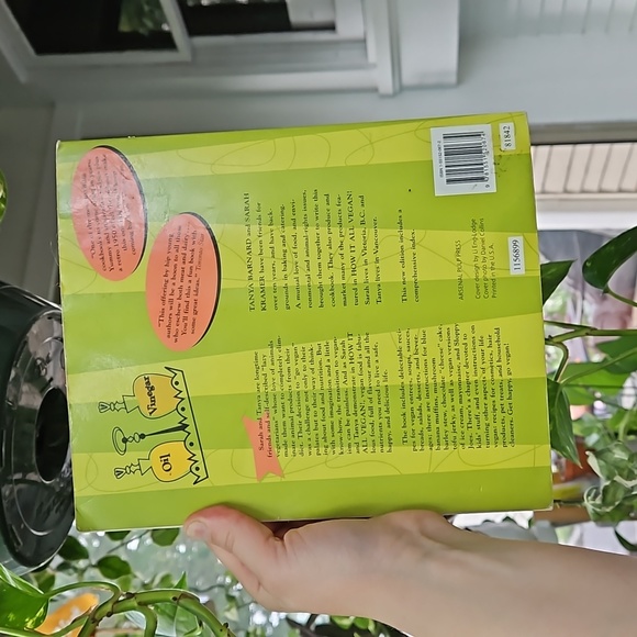 How it all Vegan! Recipe Book. - Picture 4 of 4